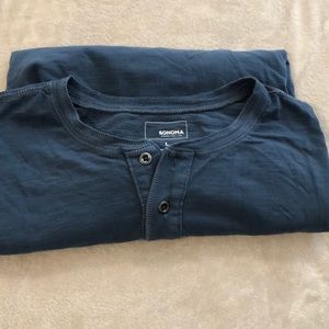 Men’s blue Henley top